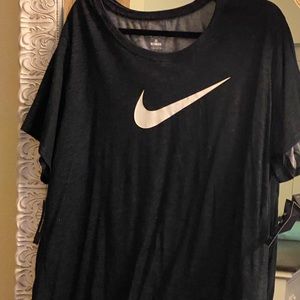 Nike Dri-fit T-shirt